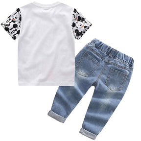 Conjunto Infantil com Estampa do Mickey Mause